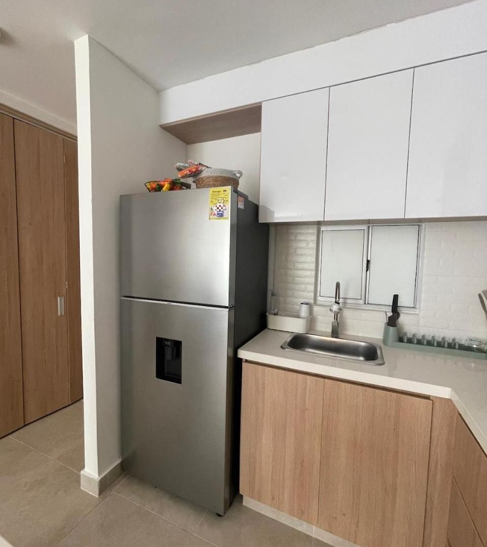 En Cartagena, Cerca A La Playa, Serena Del Mar, Acogedor Y Moderno Apartamento
