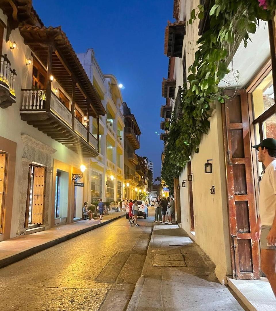 En Cartagena, Cerca A La Playa, Serena Del Mar, Acogedor Y Moderno