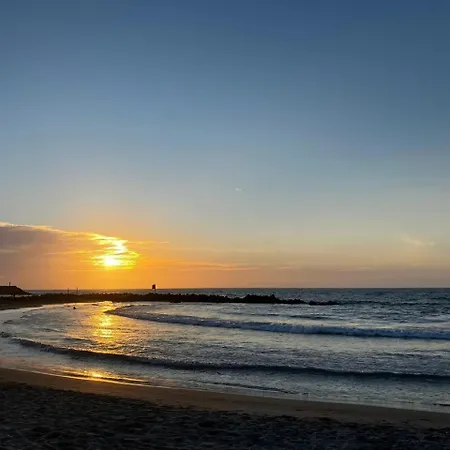 En Cartagena, Cerca A La Playa, Serena Del Mar, Acogedor Y Moderno