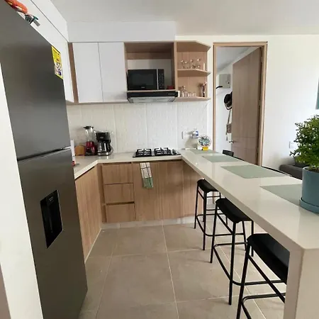 En Cartagena, Cerca A La Playa, Serena Del Mar, Acogedor Y Moderno Apartamento Cartagena