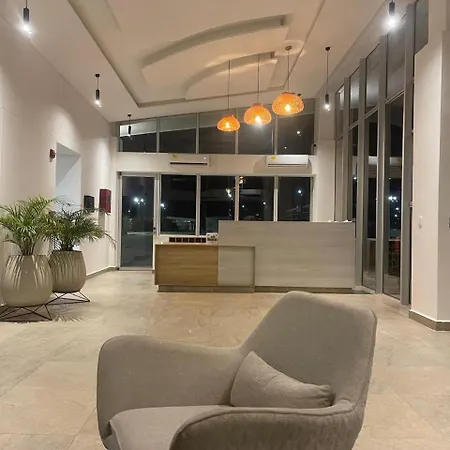En Cartagena, Cerca A La Playa, Serena Del Mar, Acogedor Y Moderno Apartamento *
