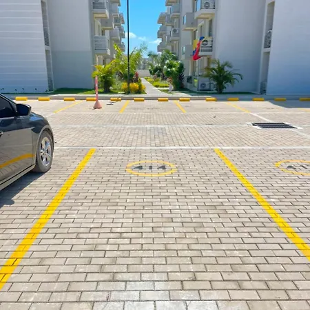 En Cartagena, Cerca A La Playa, Serena Del Mar, Acogedor Y Moderno Apartamento