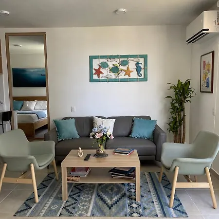 En Cartagena, Cerca A La Playa, Serena Del Mar, Acogedor Y Moderno Apartamento